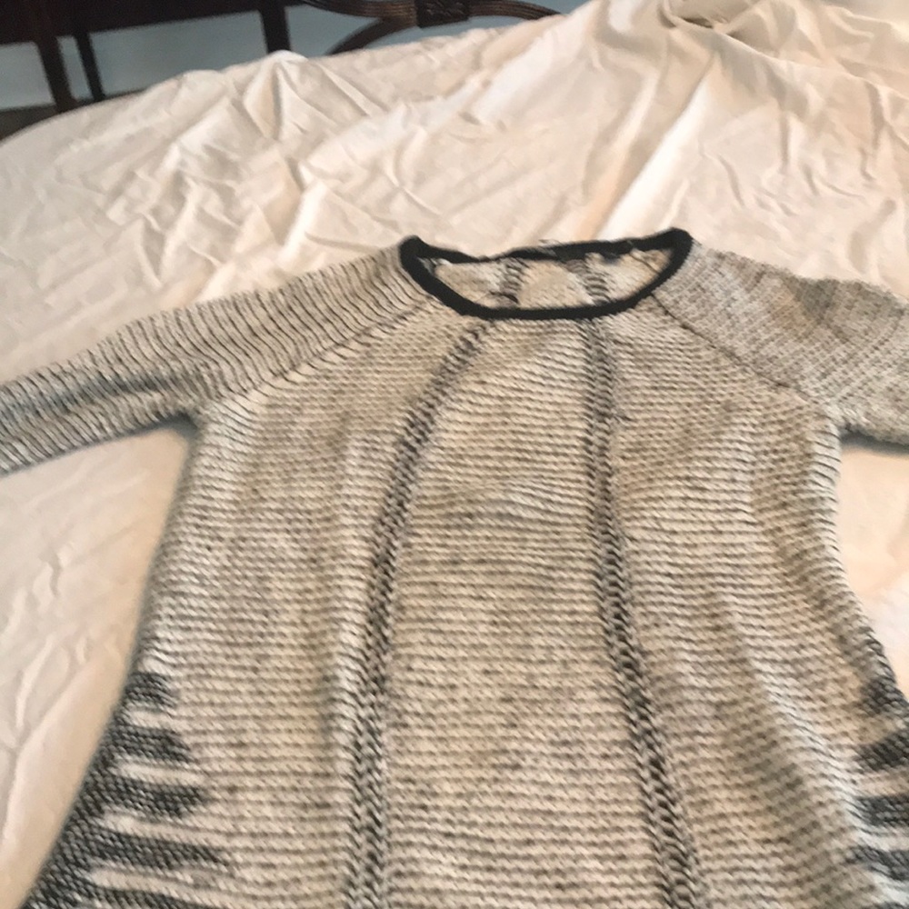Guess Sweater